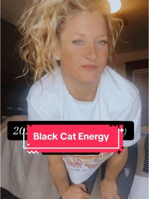 #creatorsearchinsights #blackcatenergy #femenineenergy #divinefeminine #devinemasculnine #unpluggedalpha 