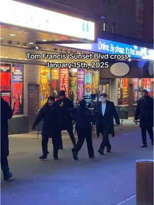 I’ve been dreaming about watching this cross ever since I saw a TikTok video of Tom doing it in London and his spectacular Olivier Awards performance last year, I can’t believe I finally got to watch this cross happen right in front of me 🥹🎥 #theatrekid #stagemanager #stagemanagerlife #stagemanagersoftiktok #sunsetblvd #broadway #nyc #theatre #musicals    