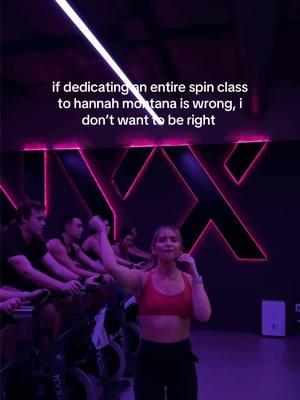 The way there was not a single skip on this playlist💅 #spinclass #hannahmontana #spinstudioowner #fitnessinstructor #spininstructor #scottsdalefitness 