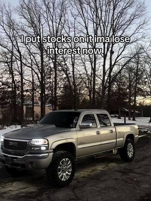 I can show you what real lost interest is #gmc #gmcsierra #gmt800 #lbz #lbzduramax #lbznation #300hp #sqaurebody #chevy #sqaurebodychevy #c10 #c10trucks 