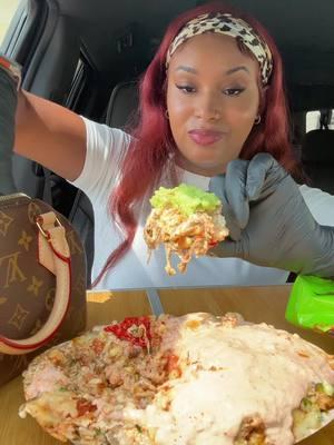 No other way 😍🤤 @Chipotle & @Doritos Flamin Hot Mukbang #Foodie #mukbang #foodreview #fyp #foodtiktok #viral #chipotlemukbang #chipotle #burritobowl 