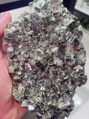 Pyrite associated with quartz #wholesale #gemstone #minerals #shopping #quartz #crystals #sparkly #pyrite 