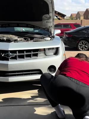 Learned from the best, did it solo 💪🏼 who needs an oil change? 🚗✨#DIY #oilchange #womenwhowrench #carcare 