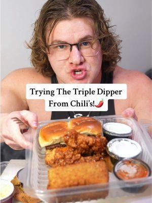 Trying The Triple Dipper From Chili’s!🌶️ #chilis #chilistripledipper #chilismukbang #muckbang #Foodie #foodreview #bulking 