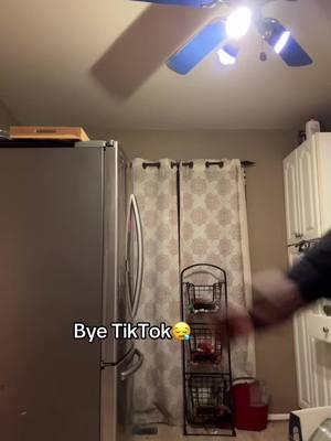 The end of an era man😪 #byetiktok #tiktokban #viralvideo #olddance 