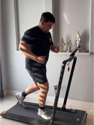 I love so much😍 #treadmill #walkingpad #underdesktreadmill #hometreadmill #gymequipment #lichico #workfromhome  @letsgolichico