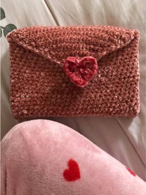 Crochet love letter book cover #crochet #crochetbookcover #crochetbooksleeve #crochetbookish #booksleeve #bookcover #cutecrochet #pinkcrochet #pink #girly #fyp 