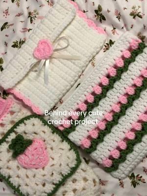 Multiple meltdowns in these stitches 😅 #crochet #crochetproject #crochetpouch #crochetwallet #crochetwaterbottlebag #crochetwaterbottleholder #crochetbooksleeve #cutecrochet #pinkcrochet #cute #girly #pink #fyp 