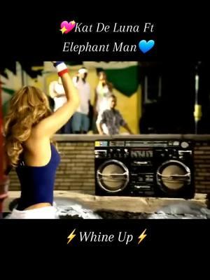 @Katdeluna #elephantman #whineup  💖💖💫