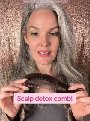 Detox my scalp with me! #detoxcomb #scalpdetox #comb #scalpcare #haircare #haircareroutine #selfcaretiktok #hairstylistsoftiktok #healthyscalp #healthyhair 