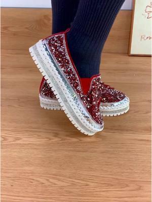 Rhinestone glitter platform loafer shoes #viralshoes #trendyshoes #womenshoes #loafershoes #platformshoes #walkingshoes #newyearoutfit #tiktokshopnewyearnewaura #tiktokshoplastchance #spotlightfinds 