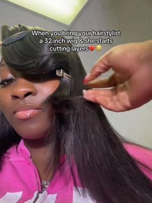 all you can do is watch frl 🥲 nahh i’m trolling 😭😭😭 my hair 🫖 af - i love my hair #layershaircut#brennashair #wigstyling #wigstylist #wigsinstall #wigsforbeginners #humanhairwigs ##viralvideo #fyp