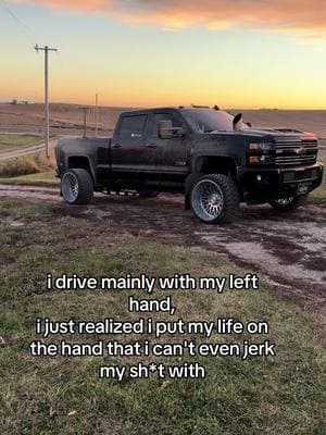 #fyp #fypシ #fypシ゚viral #trucktok #relatable #4upage #fypシ゚ #repost #foryou #l5pschwabe #tikto #foryoupage #viral #makemefamous #trending #trend #famous #300hp #diesel #hoodstack 