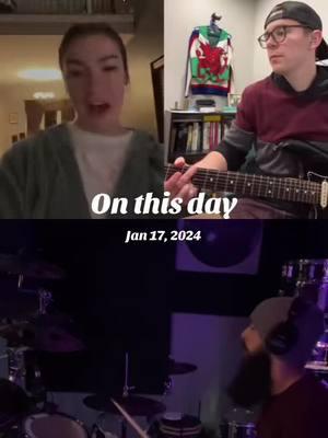 #onthisday we had a good run @JD if TikTok gets banned I may finally create an instagram 😅 #duet #alanismorissette #jammingwithfriends 