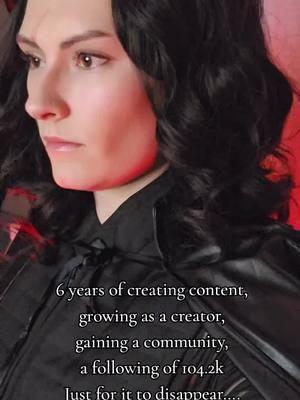 The numbers don't matter, I know that. But I feel like I'm going to lose all motivation and drive to do anything. The IGram sucks for making content and so does the Tube. I'm not moving to Rednote because I don't feel like it will be good for cosplayers.....So I'm just feeling so stuck. #kylorencosplay #starwarscosplay #starwars #kyloren #bensolo #vent #rednote #tiktokban 