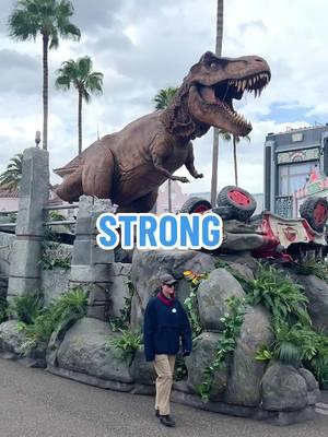 Singing dinosaur at Universal Studios #dino #dinosaur #extinct #byebye #trex #dinos #dinosaurs #jurassicpark #jurassicworld 