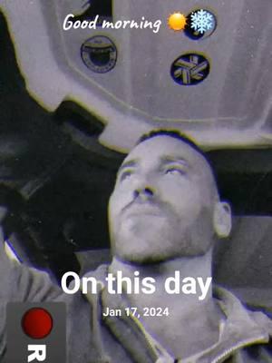 Have a great day! #tgif #onthisday #friday #jeep #jeeplife #jeepwrangler #jeeptherapy #goodmo#goodvibes #fyp #f #4upage #paratiiiiiiiiiiiiiiiiiiiiiiiiiiiiiii #beard #bearded #beardlook #scruff #menwithbeards #viralvideo 