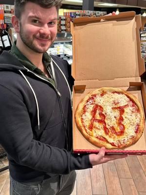 Thanks for the pizza, @AJ DeDiego! 🍕 #thefreshmarket #hotandfreshpizza #pizza #madetoorder #pizzalover 