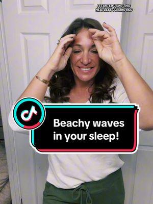 🌊 Gorgeous beach waves in your sleep 🛌 #kitsch #heatlesscurls #heatless #heatlesshair #wavyhair #beachywaves #beachyhair  