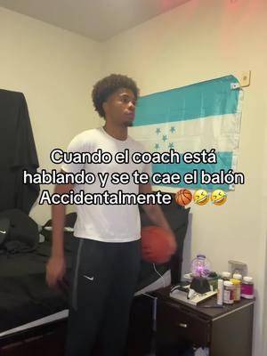 Siempre pasa🤣🤣🤣#parati #foryourepage #basquet #basquetbolistas? #jafethmartinez #hoopsnation #basquetbolista🔥🏀 #fypage #bball #fypシ #bballtiktok #hoopers #basquetbolista #hoops #basquetbolista🔥🏀⛹️‍♀️ #basquetbolistas 