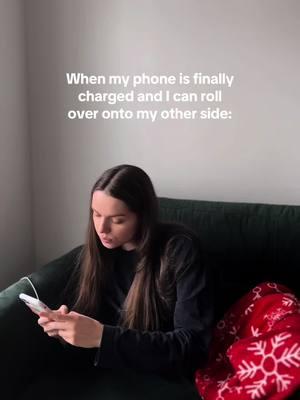 When my phone is finally charged and I can roll over onto my other side. 😂🤞🏼 #iphonememe #iphonetricks #iphoneusers #iphoneuser #iphonelover #iphonetrick 