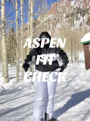 Got hot chocolate  ☕️ #aspen #ootdblackgirls #skioutfit #skioutfitcheck #aspenootd #ski #snowmobile #winterfashion 