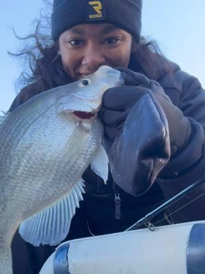 GFWM (go fishing with me) and my Deddy 🎣 I’ve always loved fishing but I love it even more when I get to do it with my Deddy ☺️ #Rainoutdoors #Deddysgirl #fishtok #countrygirl #crappie #crappiefishing