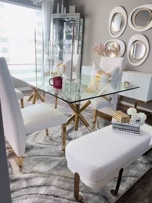 Dinning room inspo : : : : #dinningroom #dinning #homeinspo #reelsoftiktok #tiktokvideos #homestyle #style #styleinspo #glamhome #whitefurniture #whiteinterior #houseoftiktok  