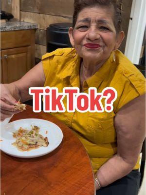 Se nos va TikTok? 🤔 #TiaMaria #Redes #TikToker