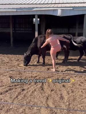 Another TikTok that went viral with the queen herself, Moon. I went through and saved all the important videos and man it’s sad to see TT get the ban. #thatfitagvocate #feedlotfriday #feedlot #familyfarm #farmtok #ranchtok #farmertok #cowtok #cattletok #farmersdaughter #cattlefeeder #calvingseason #cattle #cowsoftiktok #cowcalfbarn #cowsontiktok 