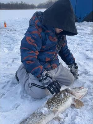 When you take your nephew Ice fishing 😆😆 #icefishing #pikefishing #pike #michiganicefishing @Megan Chapdelaine 