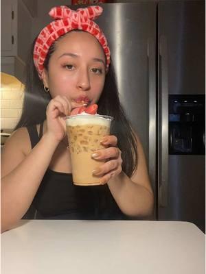 Our last drink together on tik tok I made a Fresas con crema latte if you want to continue seeing my coffee content my Instagram is @ elenastylee 🫶🏻😢💕💕💕 #icedcoffeeathome #cafeencasa #fresasconcrema #cafecito #strawberrycoffee 