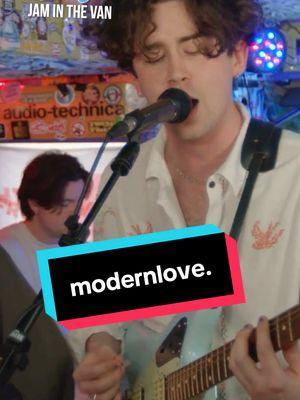 New live music session from #jaminthevan’s music discovery platform on wheels featuring @modernlove. in Austin, TX 🎶🚐 #newmusic #musicdiscovery #modernlove 