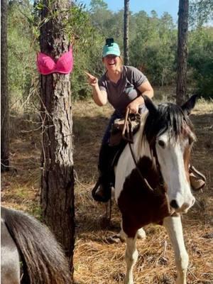 If you ride at Black Horse keep an eye out for the #trailtwats bra! 😂🙌🐴 #horsegirls #trailriding 