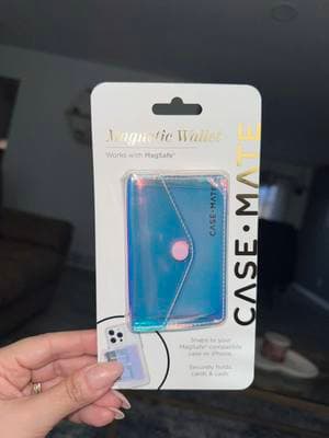 Perfect for your on the go lifestyle! @CaseMate #casemate #makeup4mami #magsafe #Apple #MomsofTikTok #momlife #momhack #vacation #SelfCare #DIY 