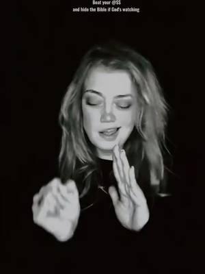 #duet with @👑Gloria👑 #kendricklamar NOT LIKE US - PERIOD #youwilllisten #notlikeus #kendricklamar #tiktokban #tiktokrefugee #signlanguage #signlanguageinterpreter 