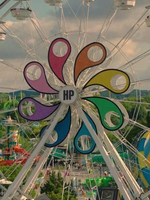 No matter the season, it’s never too early for Hersheypark Happy ☀️🍫🎢 #Hersheypark #HersheyparkHappy #HersheyPA #travel #rollercoasters #fyp