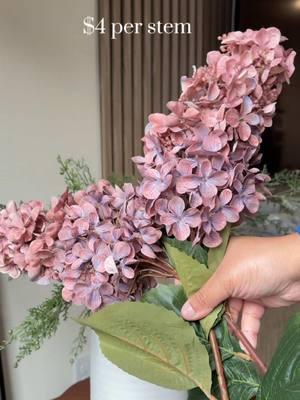 THE QUALITY?!?! Insane!  Use my code : acu731179 for a discount  Vintage hydrangeas in the color: light coffee on my temh storefront  #temufinds #temuhomefinds #temu #hyrdrangea #fauxflowers #floralstems #fauxstems #temuhaul 