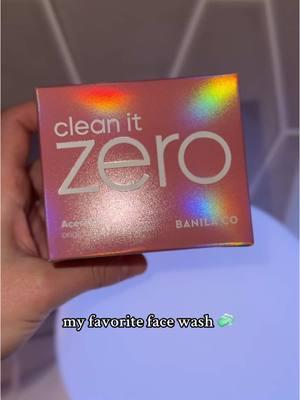 🛁 #banilaco #cleanitzero #cleanitzerobalm #facewash #skincare #skincareroutine 