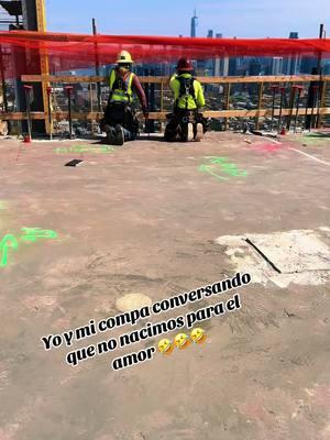 #workconstruction👷🏽‍♂️ #humordetodounpoco🙈😈🤣🥰 #newyorkcity #jerseycity #ecuatorianosporelmundo🇪🇨🌏💫 #titokviral #🇺🇸🇲🇽🇭🇳🇸🇻🇵🇦🇨🇴🇪🇨🇨🇱🇬🇹🇦🇷🇵🇪🇨🇷🇮🇹🇨🇺🇵🇷🇵🇦🇨🇦🏴‍☠️ #buildingconstruction #carpenter #rebarguysnewyork🏗💯 #nonacimosparaelamor