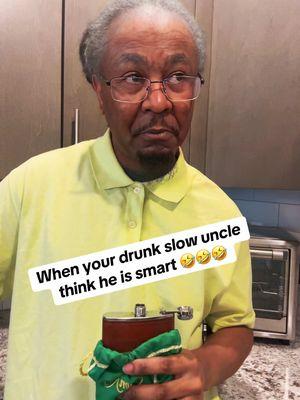 Don’t drink 🤣🤣🤣 #fyp #foryoupage #fypシ #donzelly #donzellycomedy #xyzbca #funnyvideos #funny #comedian #comedyvideos #comedy #kingjulian #madagascar #drinking 