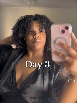 One week in my wash and go. This is the first time in a long time my wash and go lasted for more than 2 days.  . . . 🧴products used: The Doux Mousse Def.     The Doux Big Poppa Defining Gel.   #naturalhair #washday #washandgo #4a4bhair #thedouxmousse #thedouxhairproducts #curlyhair #naturalhaircommunity #fyp #fypシ 