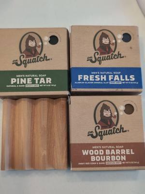 Upgrade your shower game with Dr. Squatch’s 3-Pack Natural Soap! Featuring Pine Tar, Wood Barrel Bourbon, and Fresh Falls, this all-natural trio comes with a FREE soap saver for just $36. Spend over $59 and score an extra 10% off! Pro tip: Cut the bars in half to make them last even longer. 🧼✨ #DrSquatch #NaturalSoap #SkincareForMen #FreshAndClean #ShowerUpgrade #MensGrooming #SelfCare #EcoFriendly #SkincareTips #SoapLovers