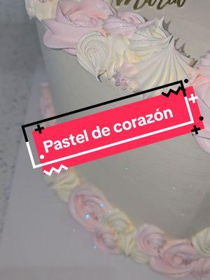 #creatorsearchinsights Hermosa decoracion de pastel, en forma de corazón,  simple. hermoso, elegante 🩷🤭 #heartshape #cake #cakedecorating #baker #cakedecorator #lupitavanegas #ideas #pastelcorazon #heartcake 