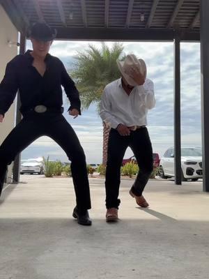 Asi se baila 🔥Tio y Sobrino 🤠🇲🇽🔥@ARTURO QUINTERO🤠 #fypシ #parati #foryoupage #dance #bailando #trending #tiktokmexico #vaqueros #mexicantiktok #956valley #edinburgtx 