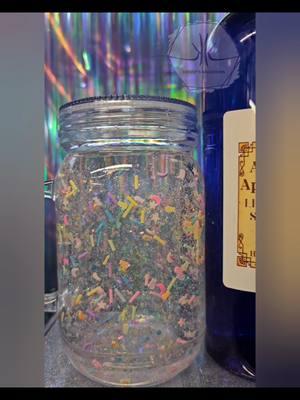 Get that super suspended snow globe look 🤌 with @Adhesive Apothecary  #motionlessmagic  #levitationsolution #snowglobes #snowglobetumbler #crafty #crafter #nc #smallbiz #fyf #glitter #glittertumblers #glitterglobe #snowglobe 