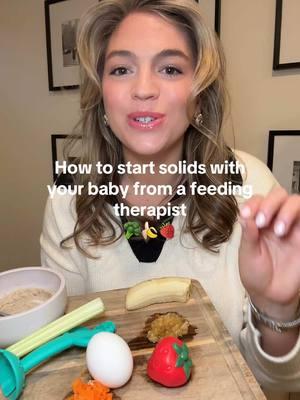 Starting solids SIMPLY can be done 🥦🍌🍓 here is your first week of feeding baby whether you’re doing baby led weaning or not ✨ #startingsolids #babyfood #speechlanguagepathologist #babyledweaning #blwtips #babypuree #babymeals #firstfoods #6monthsold #newparents #firsttimemom #babydevelopment #babymilestones 