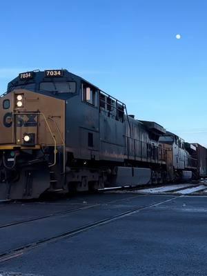 Might as well post my January 2025 catches as my last video but hopefully not... #indiana #railfanning #railroading #traintok #banningtiktokinamerica #savetiktok 