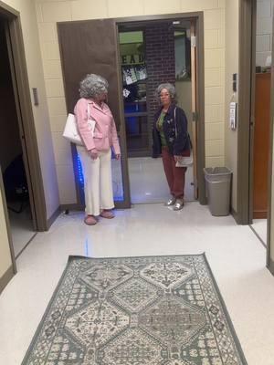 When you’re really just trying to have a conversation but the rug has other plans. #grannies #teachersoftiktok #fridayvibes #100daysofschool