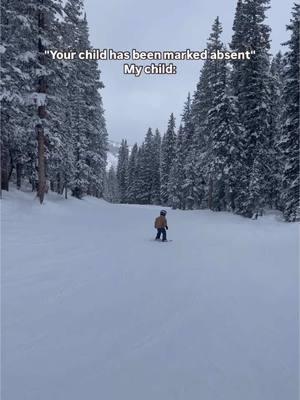 One of the perks of being a homeschool kid is you can just head out for a small adventure during the week 🏔️🏔️#mountainlovers #snowday #ski #skiing #familyadventures #🎿 #Outdoors 